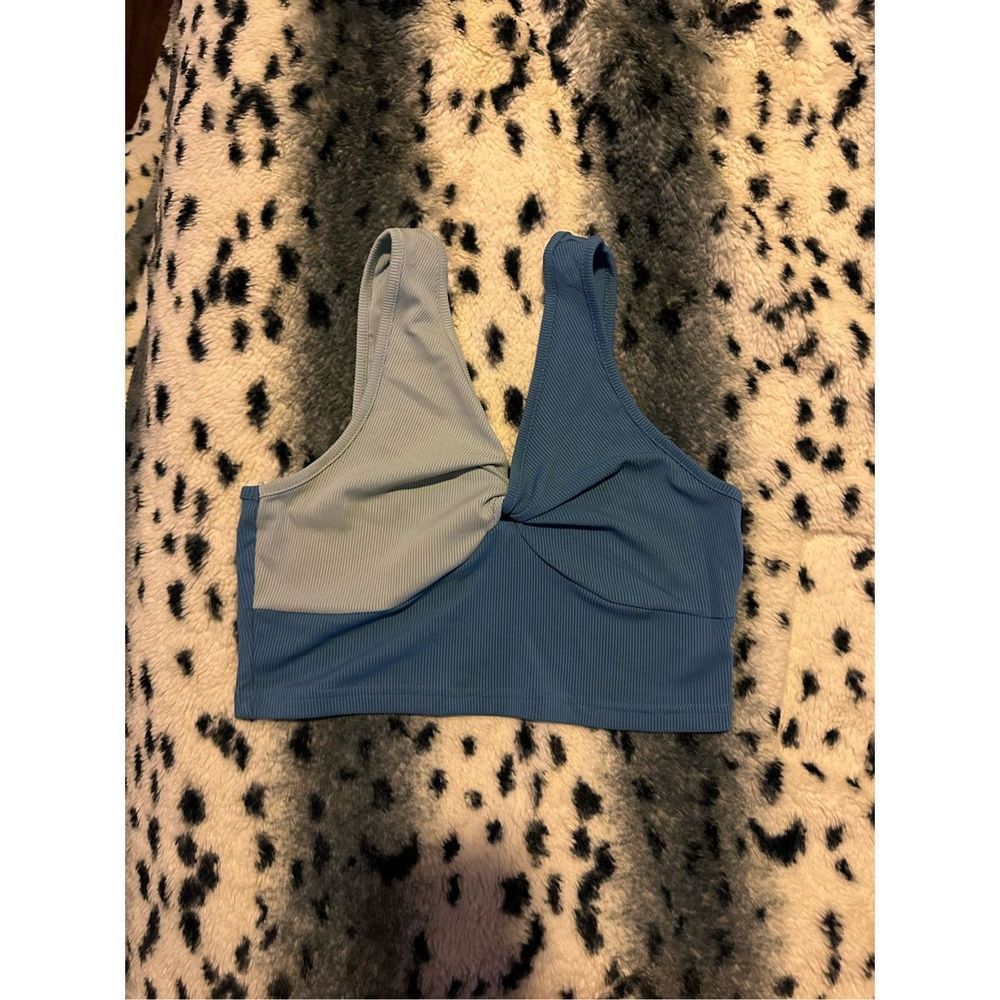 2 Tone Blue Crop - Size M